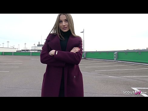 ❤️ ÞÝSKI skátinn er draumur sem snertir stál, bílastæðahús og kynþokkafullur fyrir peninga ❤❌ Kynlífsmyndband hjá okkur ❌❤